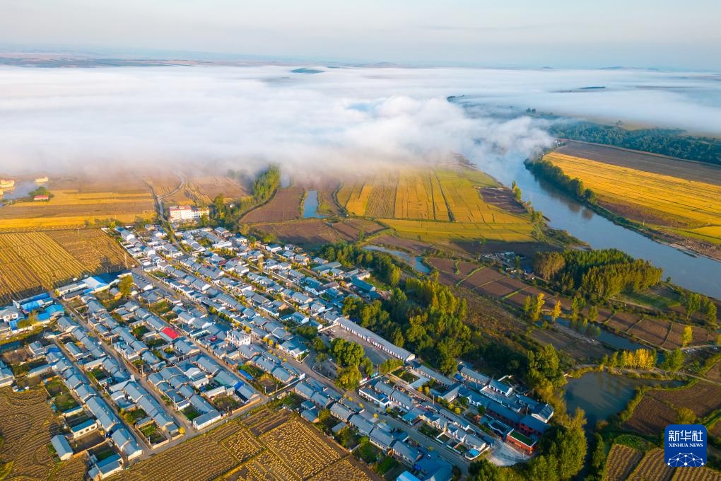 文化中国行&middot;传统村落人文影像志｜黑龙江上官地村——一个建在火山岩上的“稻田村”