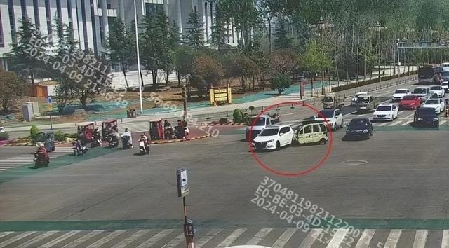 众里寻他！一个包装袋暴露了他的行踪