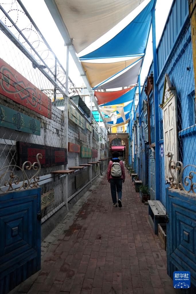 铸牢共同体 中华一家亲丨新疆伊宁六星街:特色街区引客来 铸牢共同体 中华一家亲丨新疆伊宁六星街:特色街区引客来