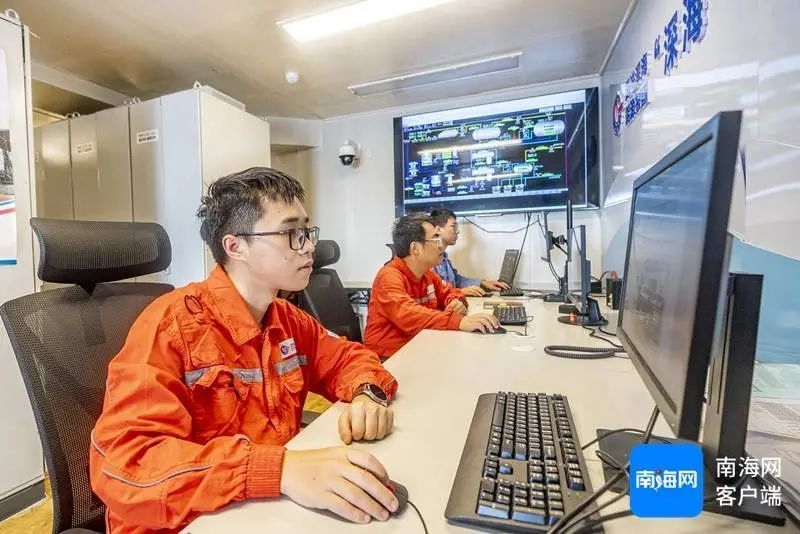 攻克一世界级难题!“深海一号”二期在海南岛东南陵水海域正式投产 攻克一世界级难题!“深海一号”二期在海南岛东南陵水海域正式投产