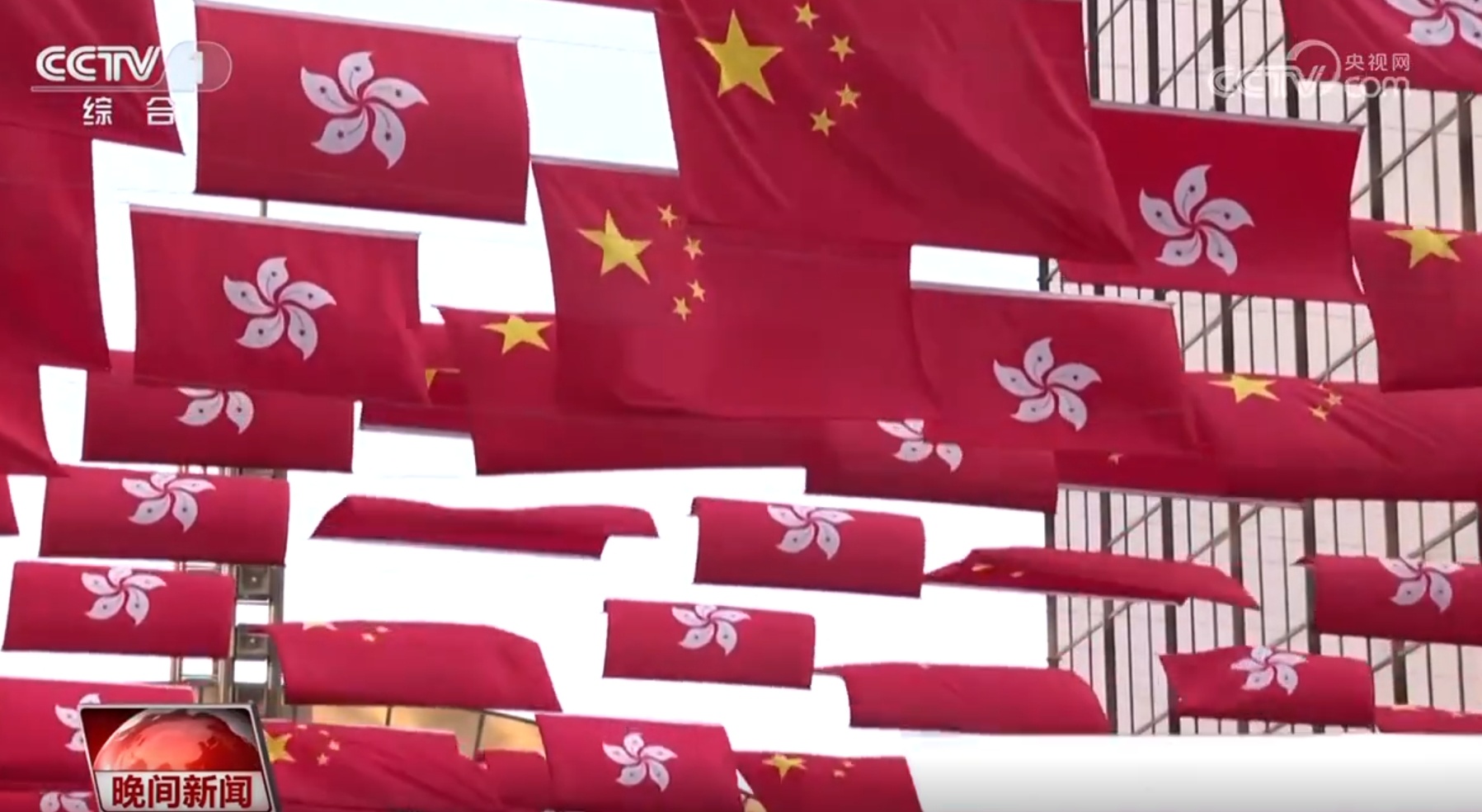 满眼“中国红”、出行“活力”旺 这个国庆假期文旅消费迎热潮