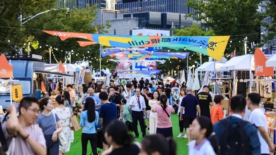 上海官宣！新增两条限时步行街，都在这个区！网友：巨出片，预感十一假期人山人海