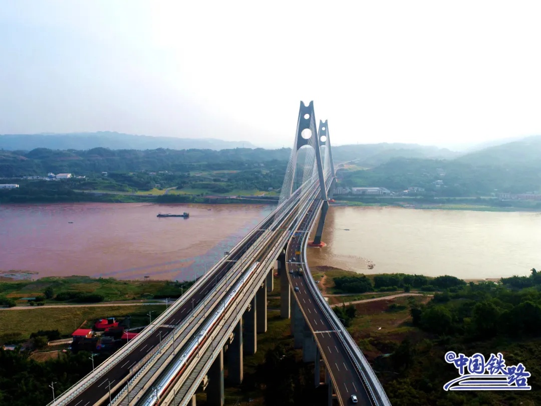又一条高铁，今日开通运营！