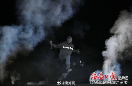 坎耶·维斯特海口二次开唱 坎耶·维斯特海口二次开唱