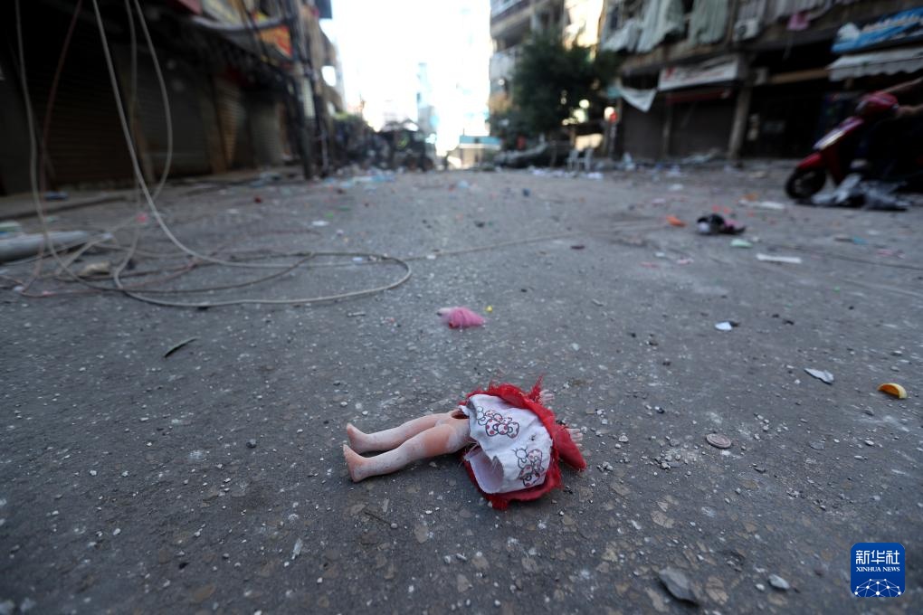 黎巴嫩首都贝鲁特南郊：空袭后的现场