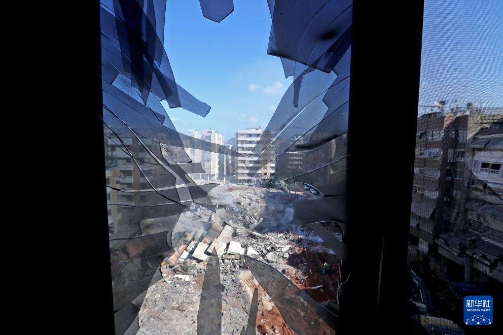 黎巴嫩首都贝鲁特南郊：空袭后的现场