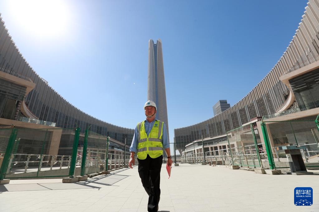 埃及新行政首都計畫上的中國機電“護航人”