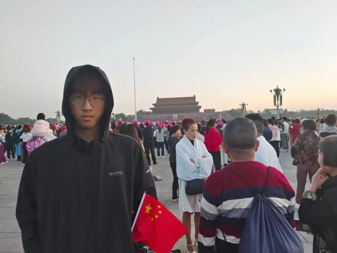 00后大学生刘现国：“国”在名字里，也在我心中