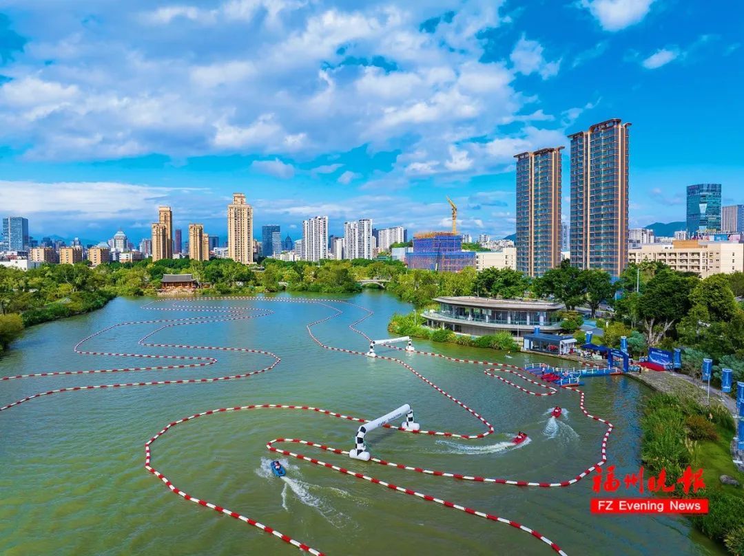 太炫酷！可以玩卡丁船了！就在福州市区！