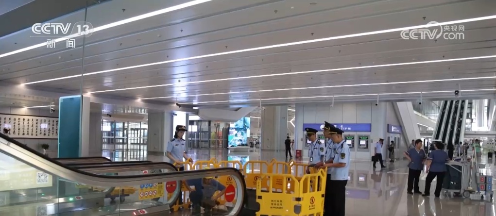 市场监管部门开展专项检查 为节日市场价稳食安“保驾护航”