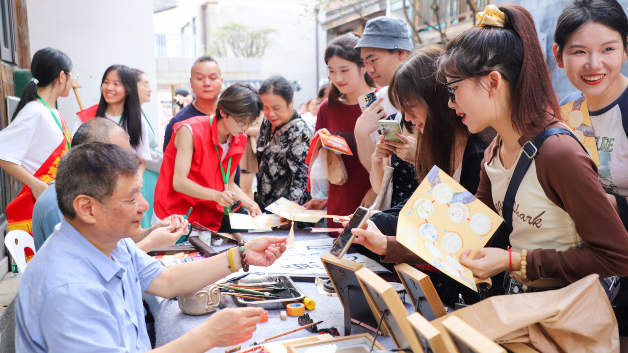 福建连江:“中国鱼丸之乡”端出国庆“文旅大餐” 福建连江:“中国鱼丸之乡”端出国庆“文旅大餐”