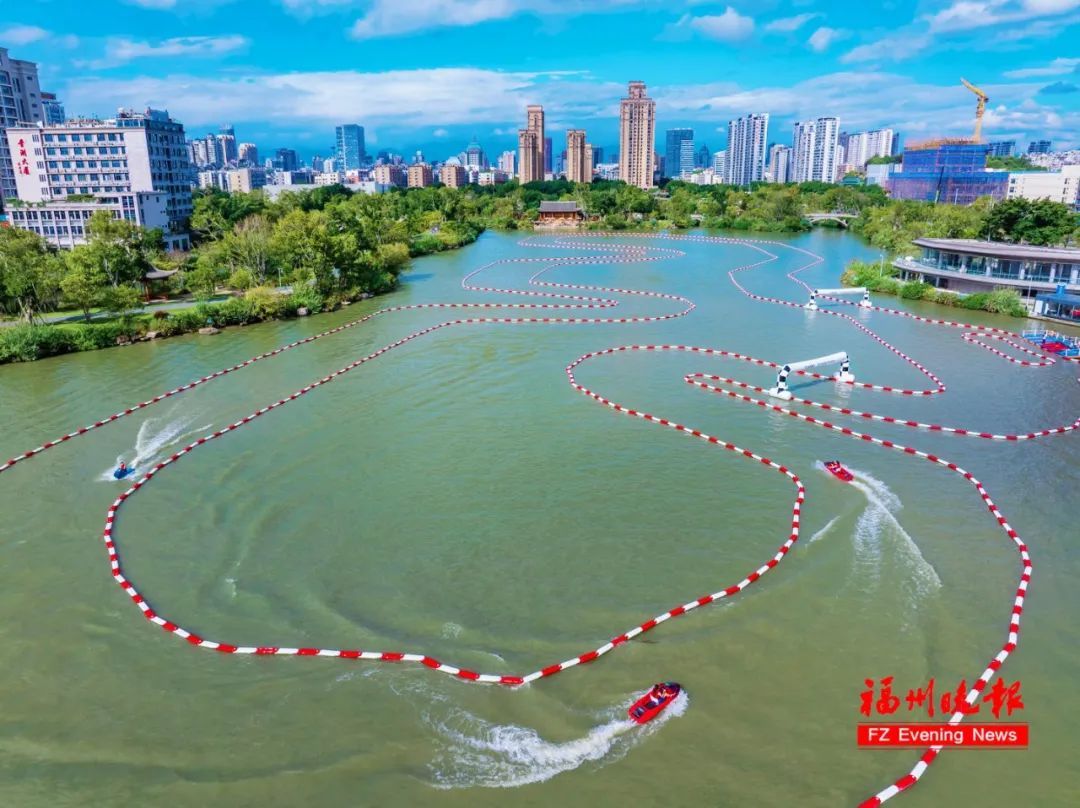 太炫酷！可以玩卡丁船了！就在福州市区！