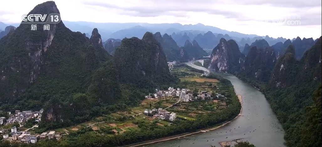 假期旅游市场热度攀升 各地特色“文旅大餐”激发消费热情 假期旅游市场热度攀升 各地特色“文旅大餐”激发消费热情
