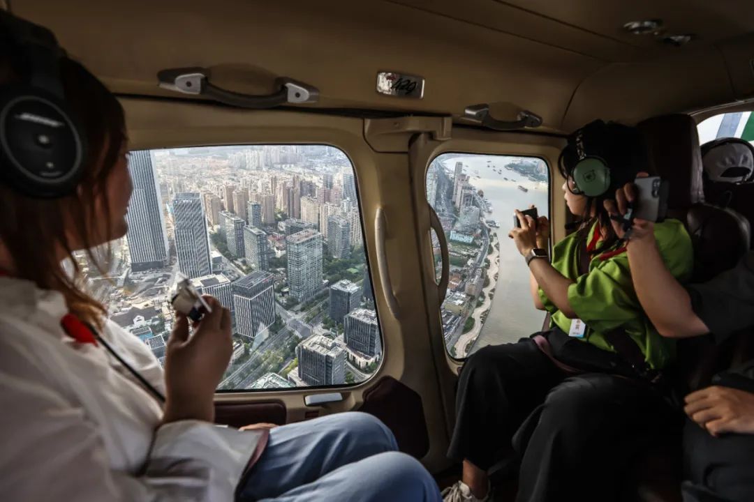 黄浦江两岸美景尽收眼底，上海新增一条低空载客航线