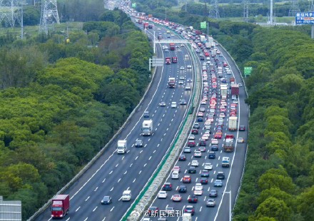 全国高速公路车流量将超6500万辆次