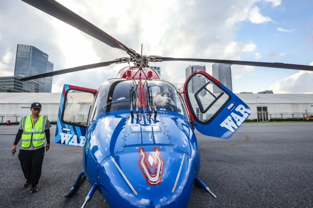 黄浦江两岸美景尽收眼底，上海新增一条低空载客航线