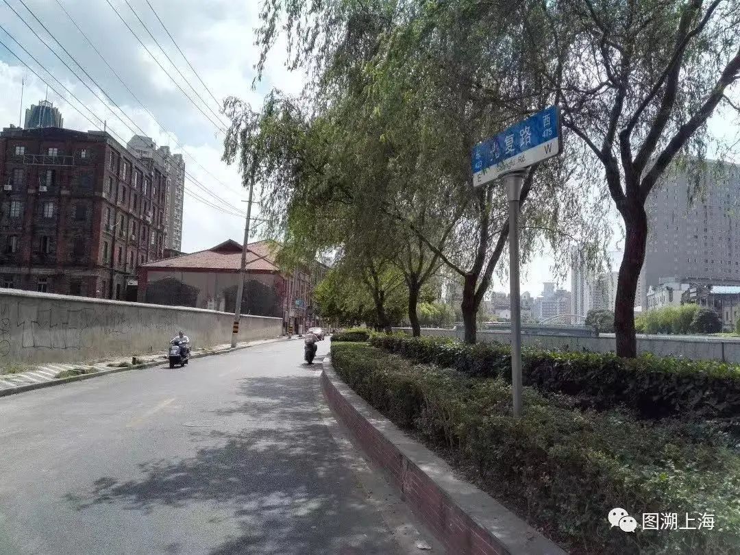 上海居然有条“国庆路”？就在这个区！旁边还有著名景点→