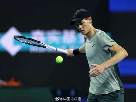 虽败犹荣!布云朝克特“抢七”不敌辛纳 止步中网四强 虽败犹荣!布云朝克特“抢七”不敌辛纳 止步中网四强