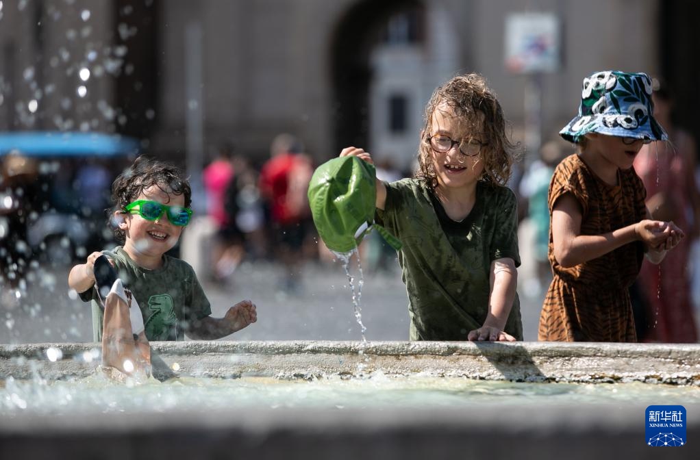 横跨亚欧大陆的对望:济南、罗马,“两泉齐美” 横跨亚欧大陆的对望:济南、罗马,“两泉齐美”