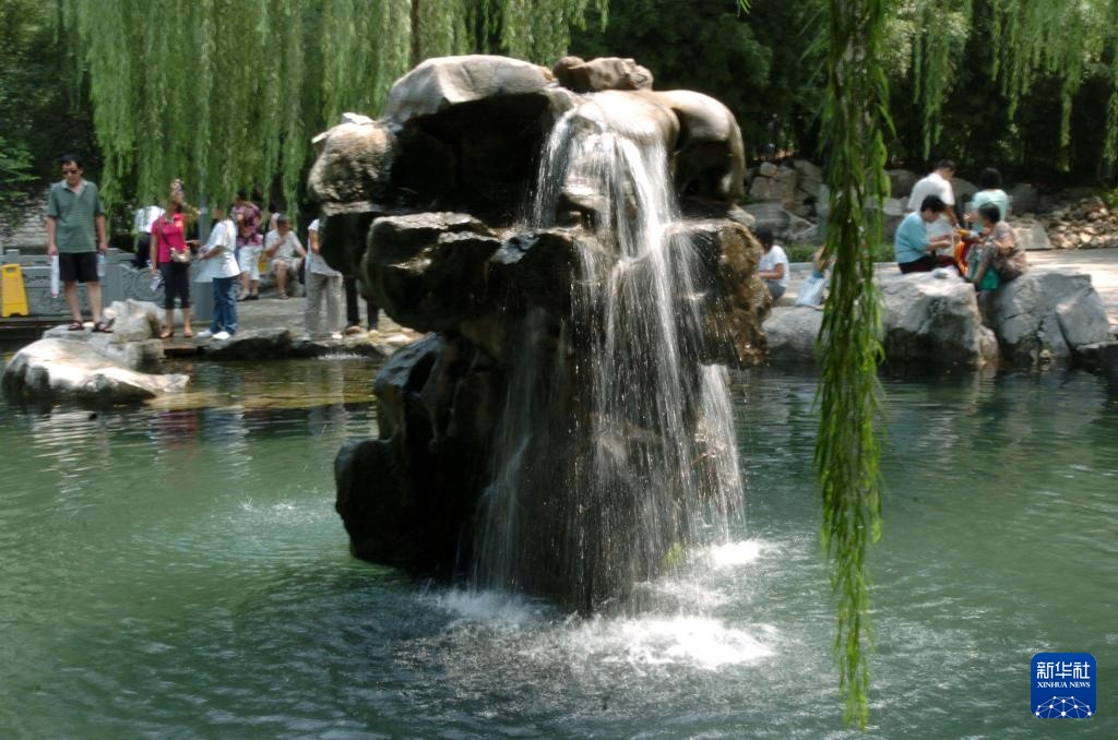 横跨亚欧大陆的对望:济南、罗马,“两泉齐美” 横跨亚欧大陆的对望:济南、罗马,“两泉齐美”