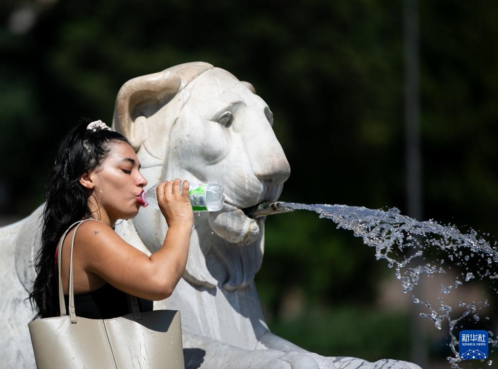 横跨亚欧大陆的对望:济南、罗马,“两泉齐美” 横跨亚欧大陆的对望:济南、罗马,“两泉齐美”