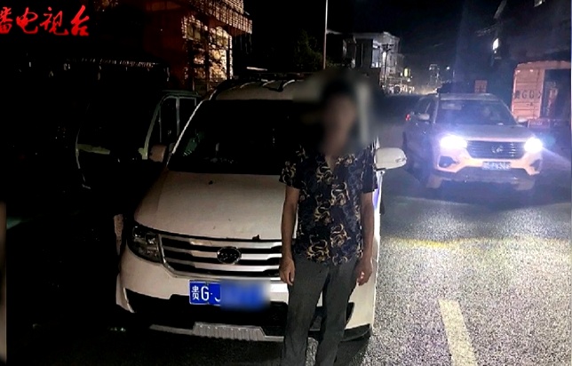 贵州一男子在同一地点二次酒驾被查,还甩锅给别人:医生喊我喝的…… 贵州一男子在同一地点二次酒驾被查,还甩锅给别人:医生喊我喝的……