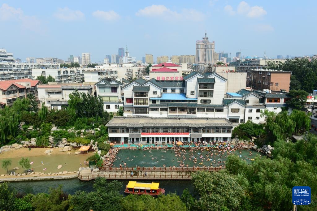 横跨亚欧大陆的对望:济南、罗马,“两泉齐美” 横跨亚欧大陆的对望:济南、罗马,“两泉齐美”