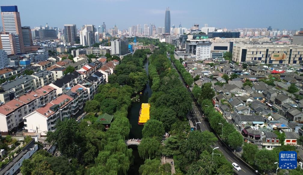 横跨亚欧大陆的对望:济南、罗马,“两泉齐美” 横跨亚欧大陆的对望:济南、罗马,“两泉齐美”