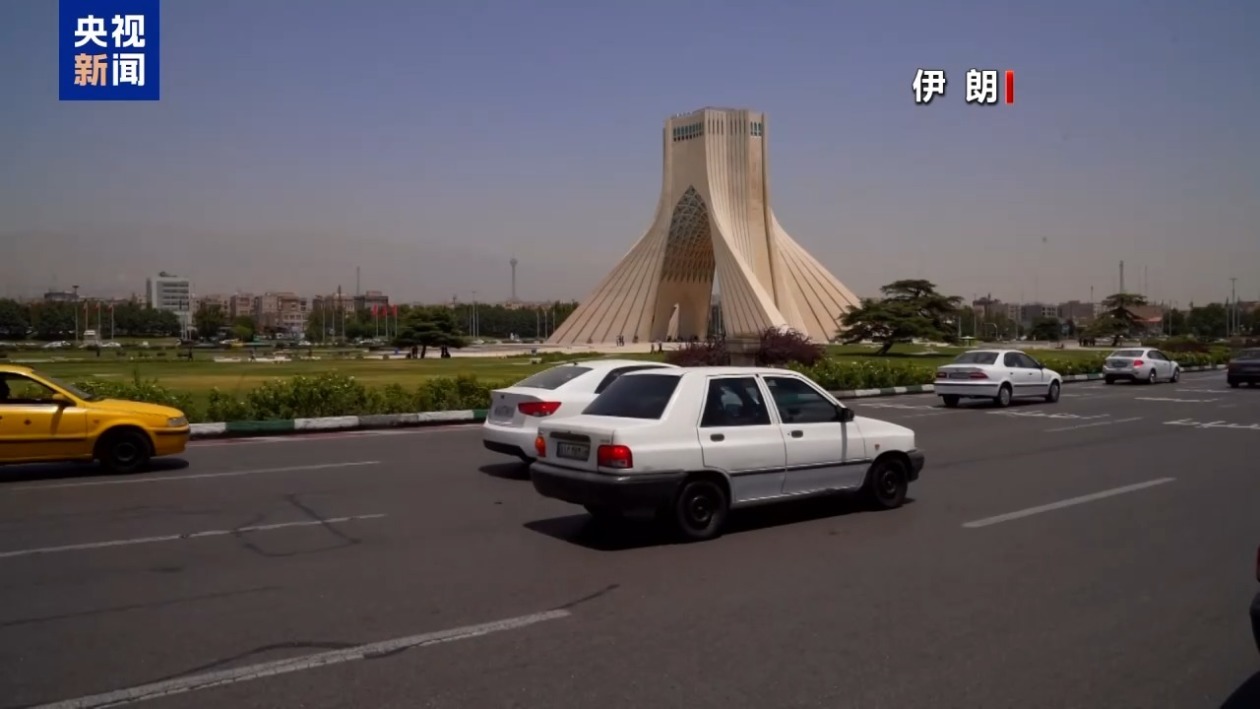 以色列政府开会讨论如何应对伊朗导弹袭击 以色列政府开会讨论如何应对伊朗导弹袭击