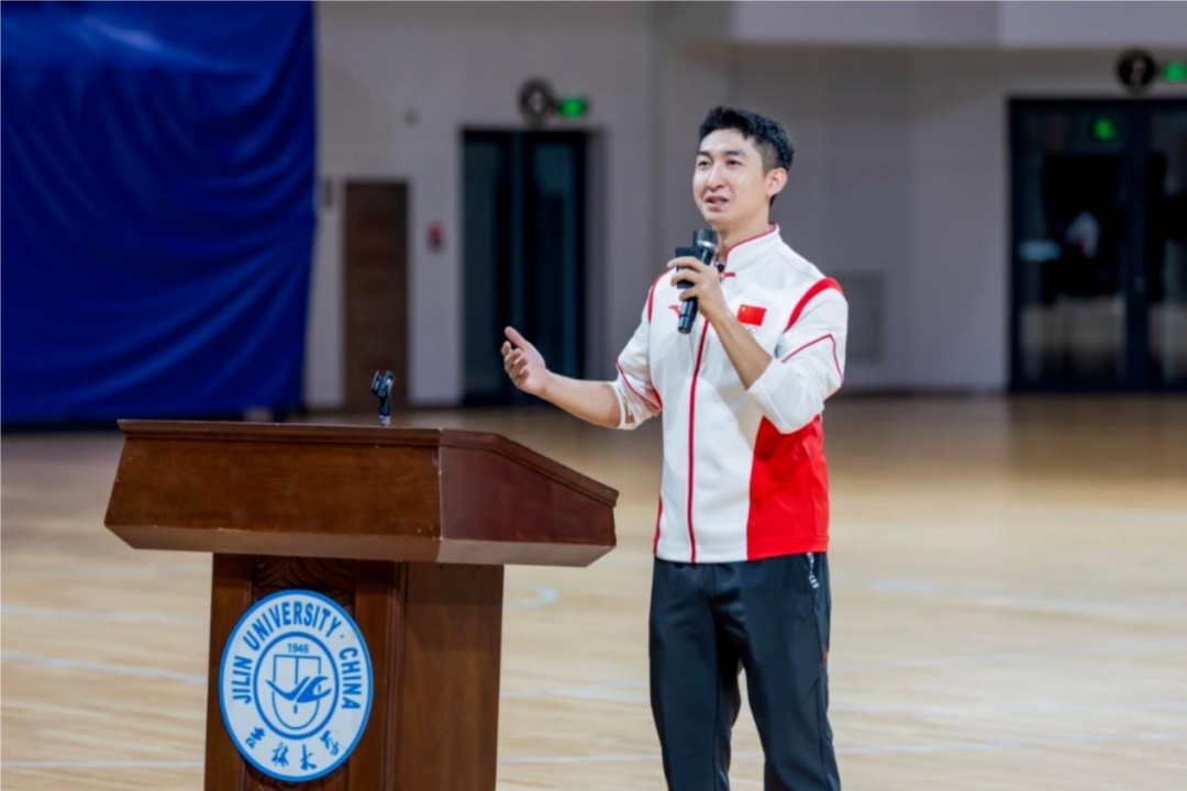 武大靖,有新身份! 武大靖,有新身份!