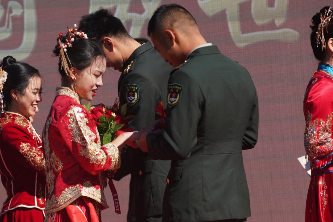 恭喜!他们结婚了 恭喜!他们结婚了