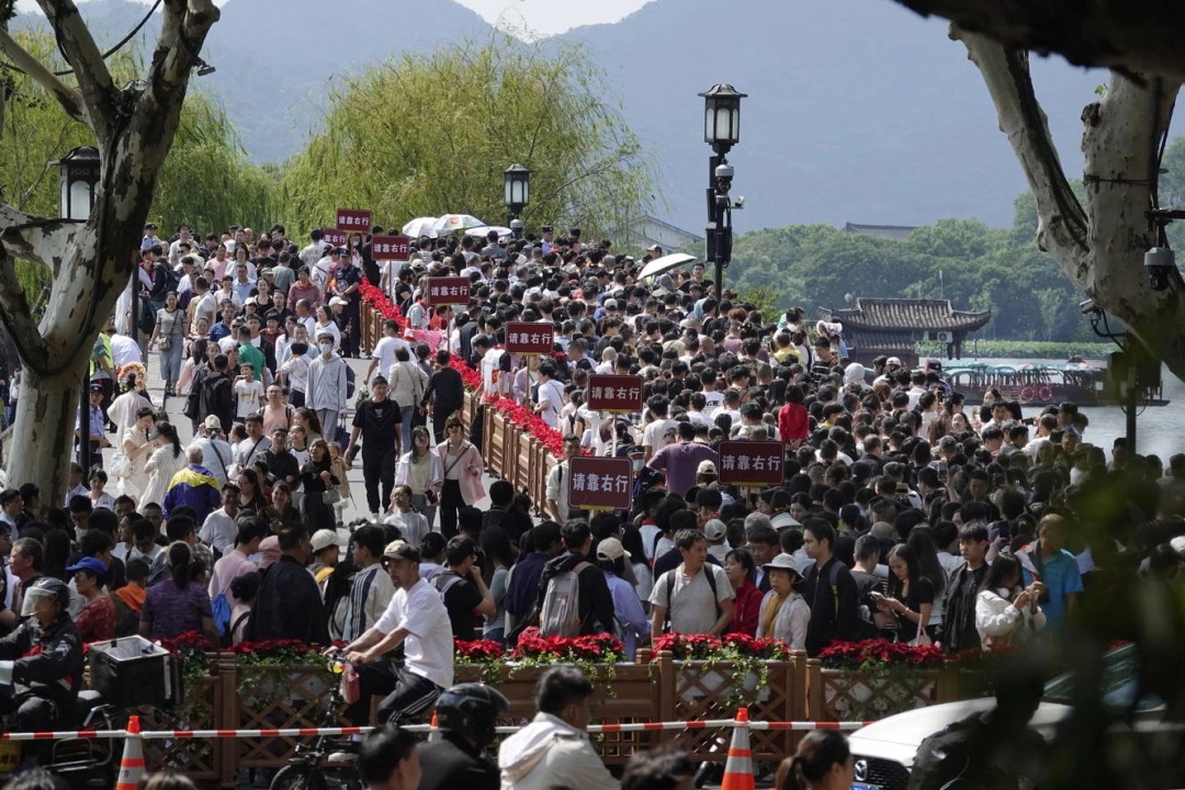 刚刚确认！全面影响杭州，今晚大反转！出门要小心...