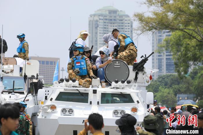 印尼举行盛大活动庆祝国民军建军79周年 印尼举行盛大活动庆祝国民军建军79周年