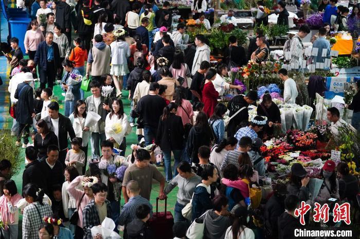 昆明斗南花市国庆假期人气旺