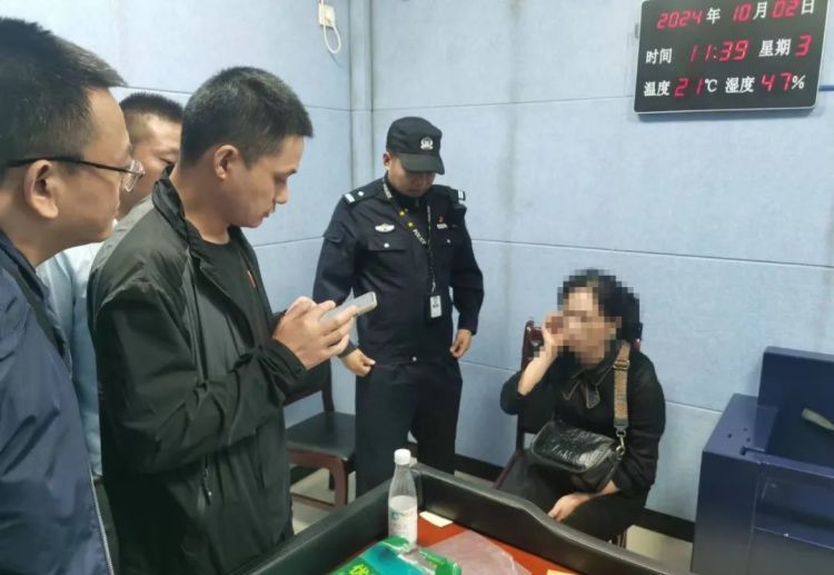 警惕!绵阳一女子与“军官”网恋,竟成为电诈帮凶 警惕!绵阳一女子与“军官”网恋,竟成为电诈帮凶