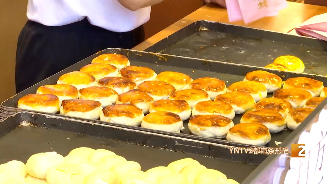 火出圈了！鲜花饼、鲜花、咖啡、茶……你到底爱哪种？