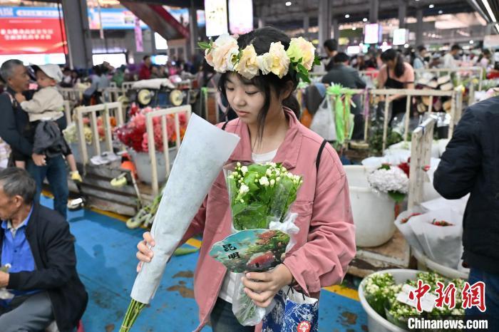 昆明斗南花市国庆假期人气旺