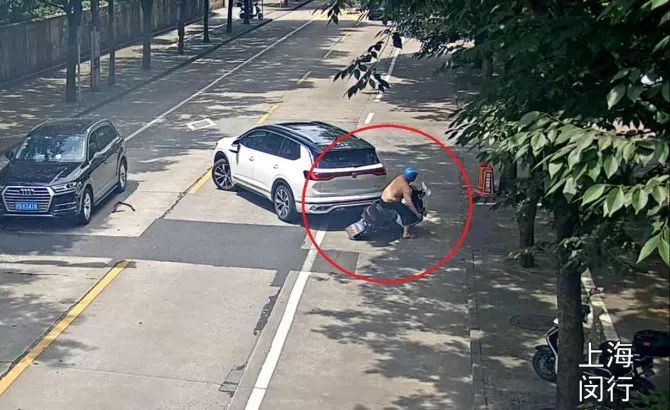 外卖小哥多次遭遇车祸,交警调查却发现…… 外卖小哥多次遭遇车祸,交警调查却发现……