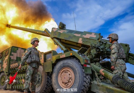一键转存!看炮弹出膛热血瞬间 一键转存!看炮弹出膛热血瞬间