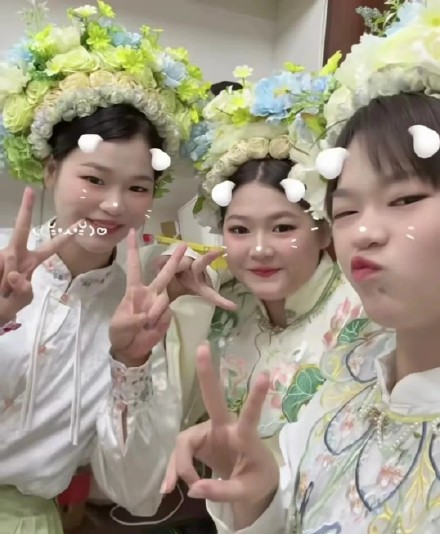 惊艳！全红婵簪花首秀！