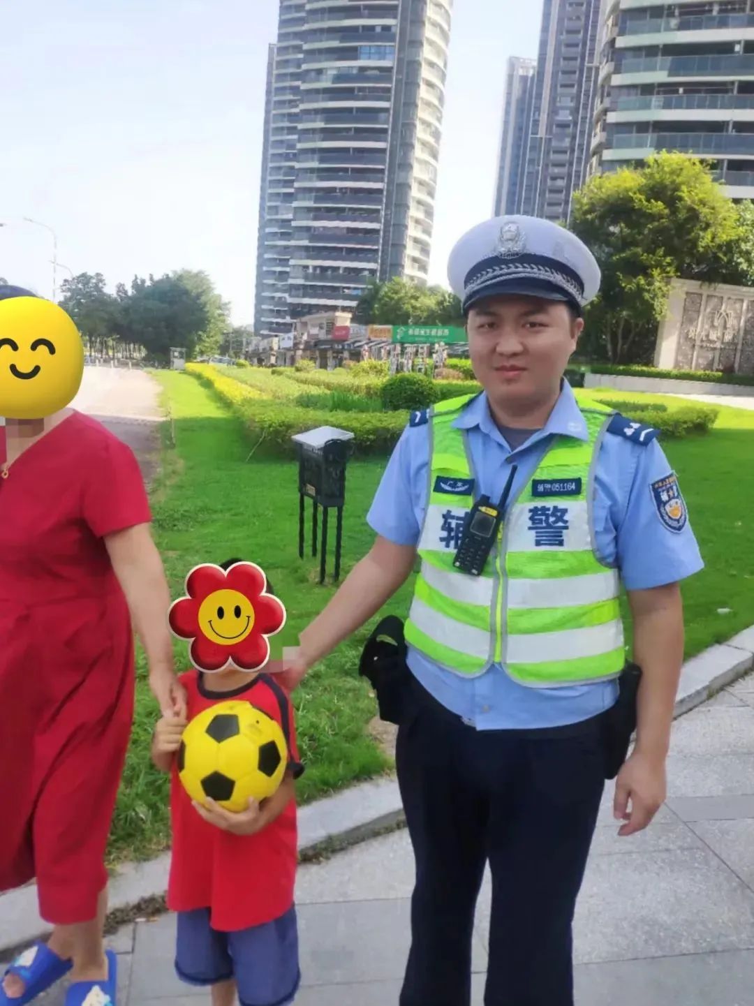 家长注意,广东一景区3天走丢130个娃... 家长注意,广东一景区3天走丢130个娃...