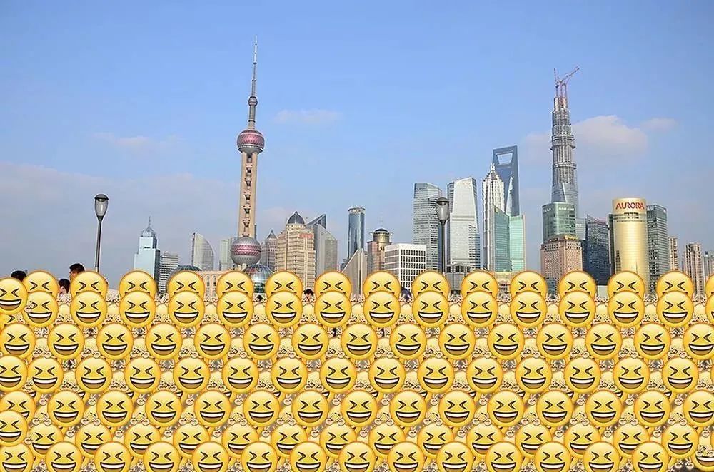 上海外滩的"一拐警察"突然火出圈！什么叫"一拐"？