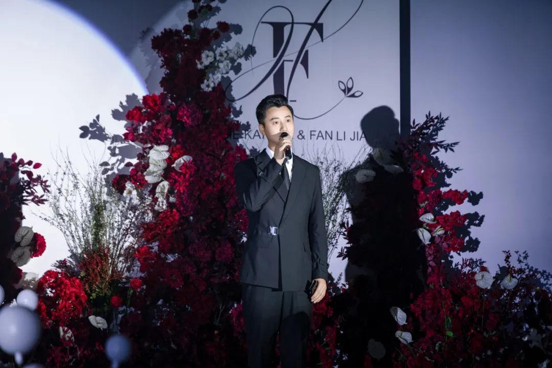 一天赶6场,订单已排到后年!老板娘忙疯:几乎通宵呀 一天赶6场,订单已排到后年!老板娘忙疯:几乎通宵呀