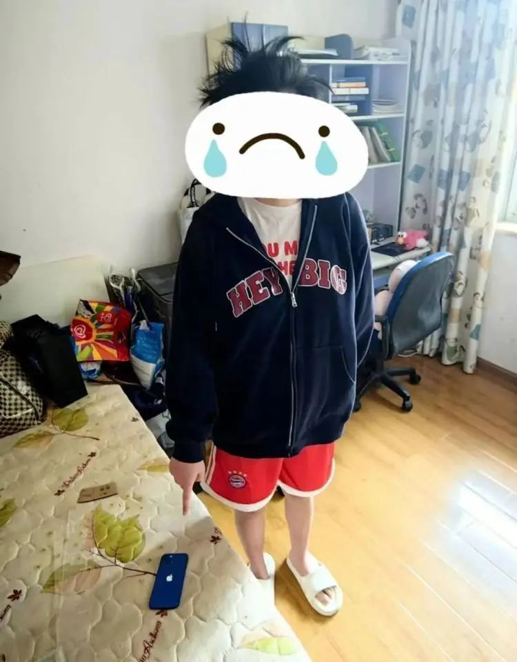 网恋12年“英国男友”竟是闺蜜假扮:从未谋面不断要求转账 网恋12年“英国男友”竟是闺蜜假扮:从未谋面不断要求转账