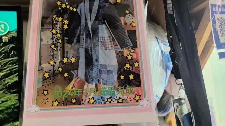 脑洞大开!20年前妈妈的婚纱“爆改”成了抹胸款,女儿结婚穿 脑洞大开!20年前妈妈的婚纱“爆改”成了抹胸款,女儿结婚穿