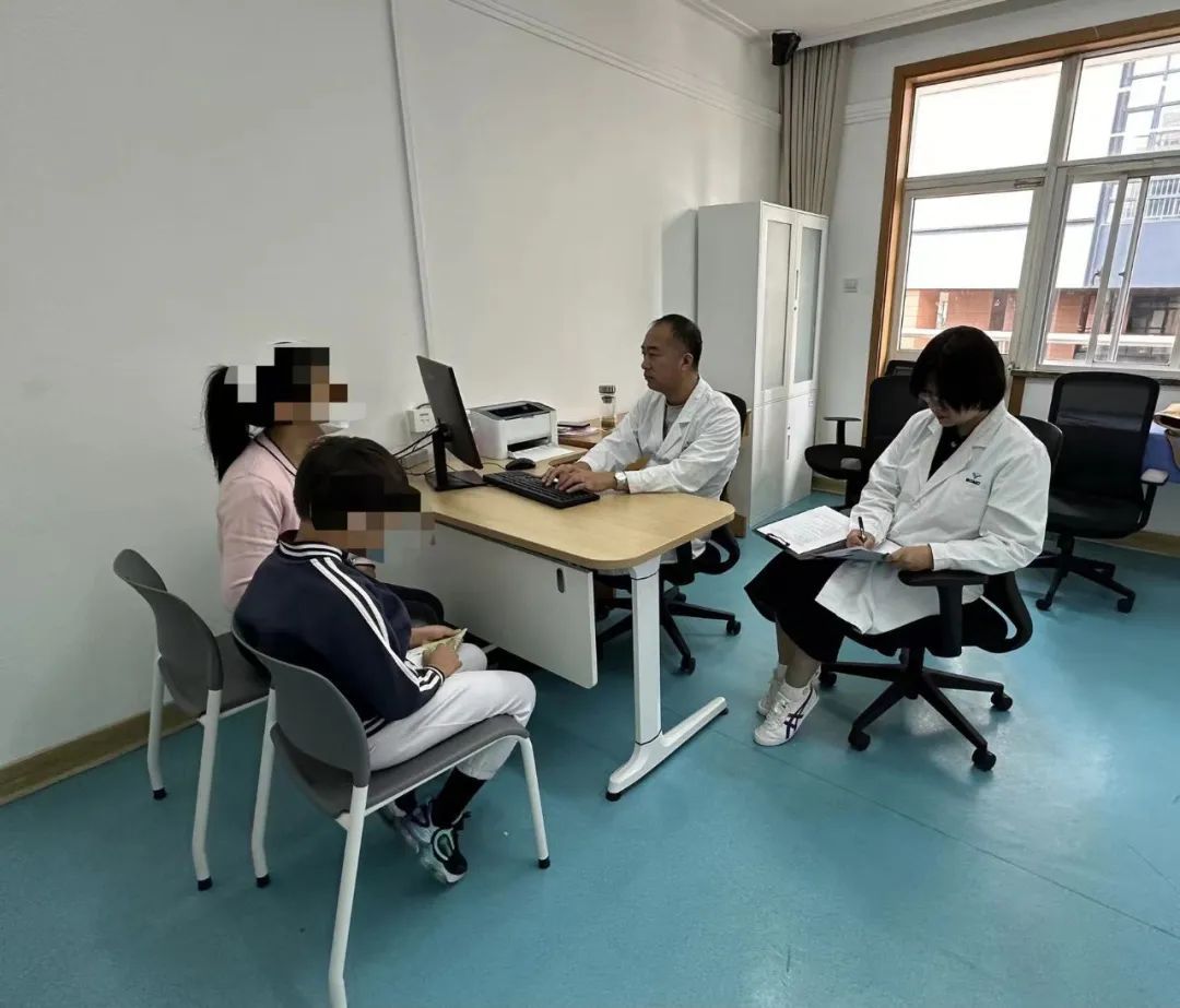 数学不好，居然是病？门诊开诊即约满！不少人从外地赶来