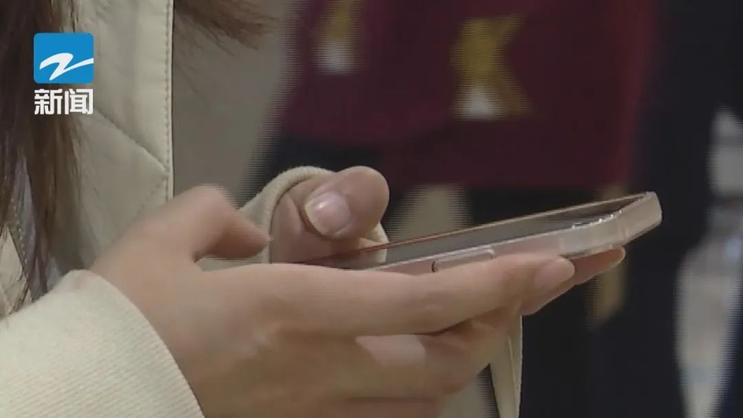 初中男生沉迷手机，根源却不在于他自己！医生提醒：要关注这两类人