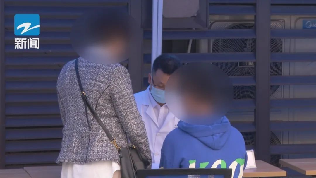 初中男生沉迷手机，根源却不在于他自己！医生提醒：要关注这两类人