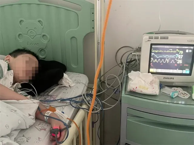 男童幼儿园坠楼，官方通报：排除人为推下，涉事幼儿园停业整顿