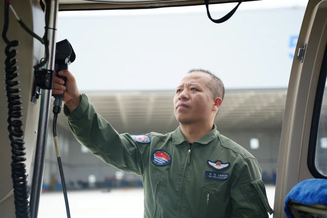 快,再快,再快一点! 快,再快,再快一点!